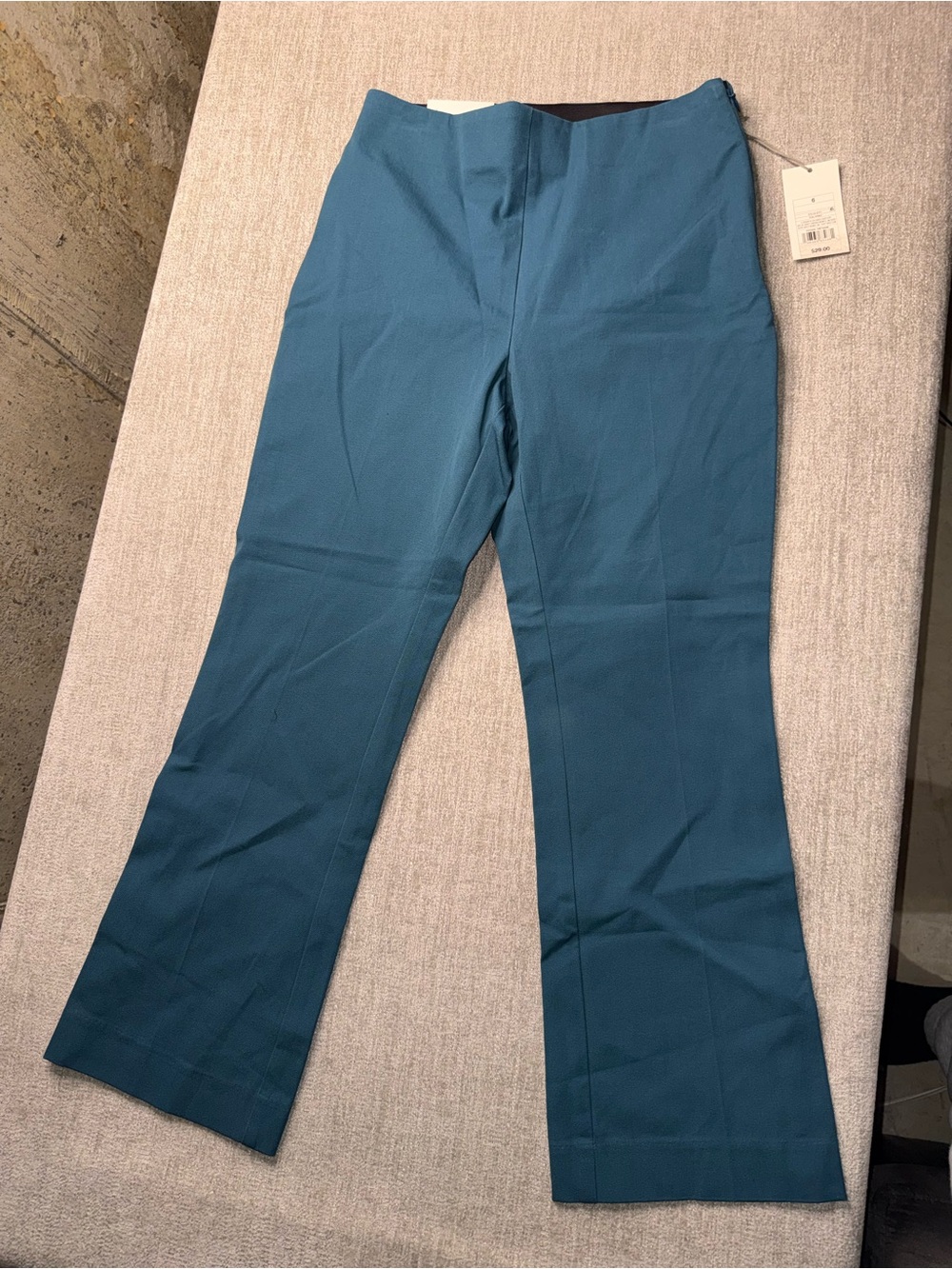 NWT Women’s Teal Blue Ankle Pants Size 6 Career Work Dress Pants